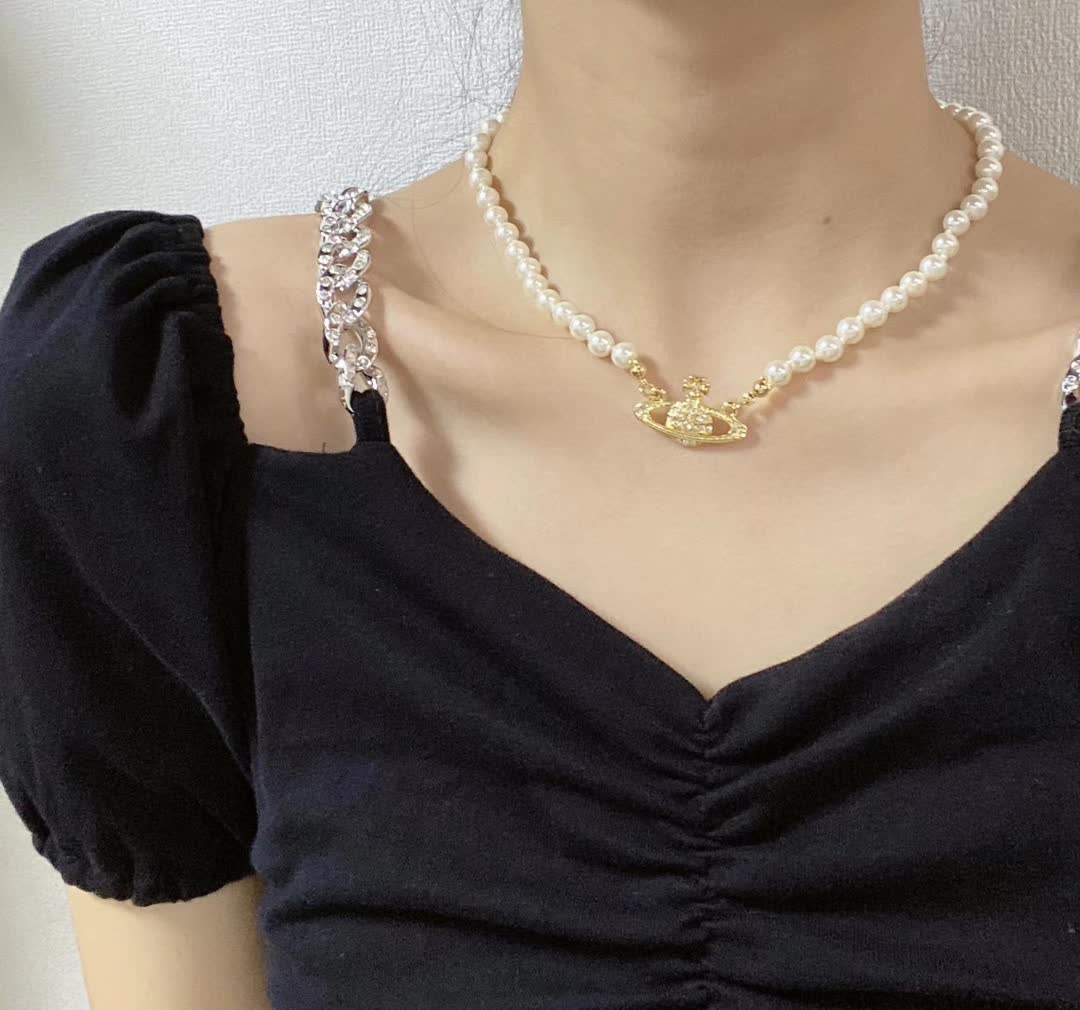 Vivienne Westwood Classic Collar Necklace